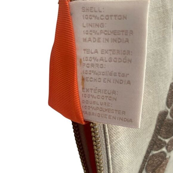 Chico’s Zippered Wristlet Giraffe Motif Clutch Purse - Picture 4 of 4